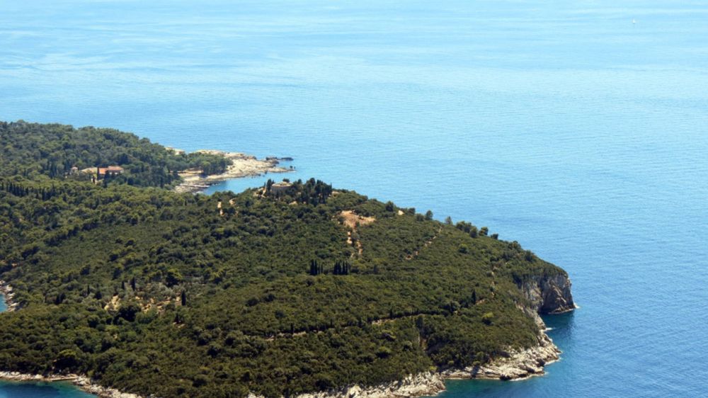 New sailing schedule for boats to Lokrum
